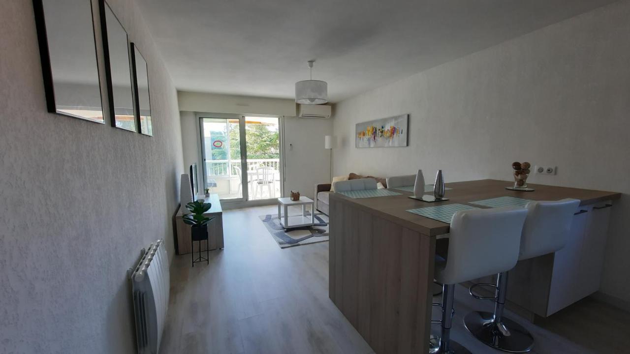 Pin-Rolland - Appartement 2 Chambres A 400M De La Plage แซ็ง-ม็องดรีเย-โซร์-แม ภายนอก รูปภาพ